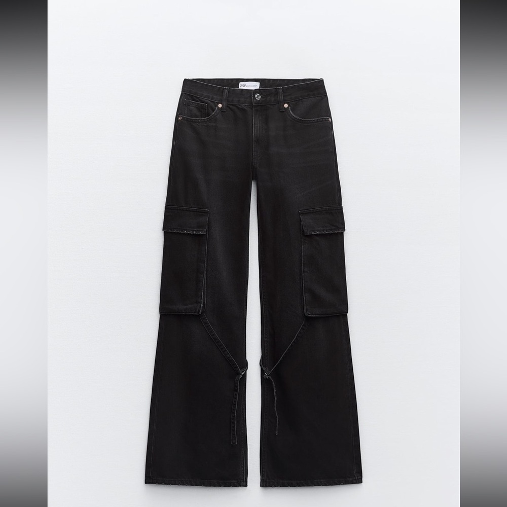 Mid-Rise Cargo Jeans